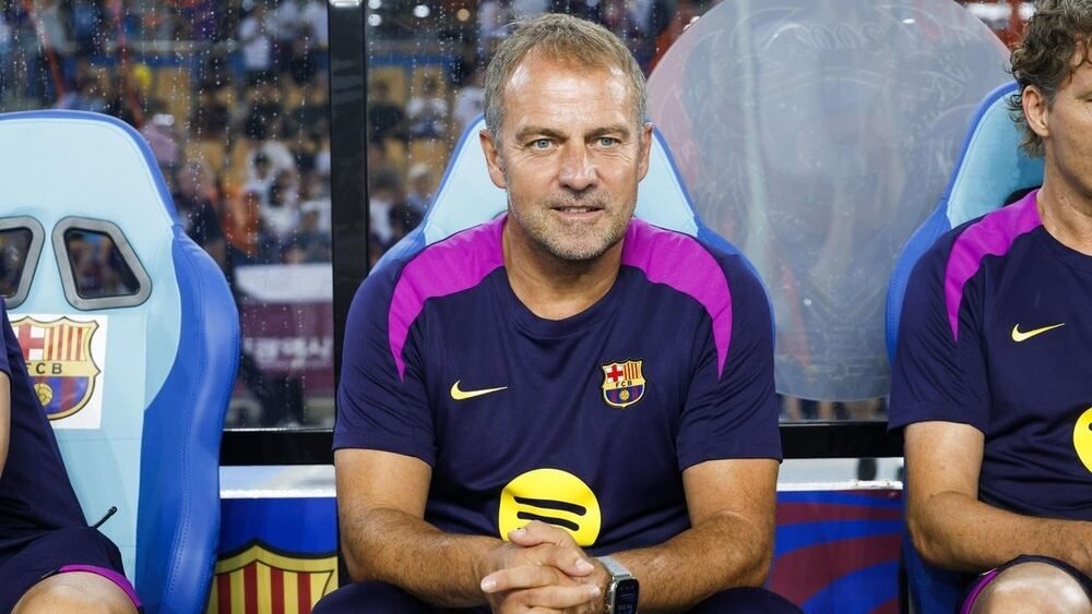 برشلونة يفاضل بين “الجنرال” و”المهندس” لخلافة هانزي فليك