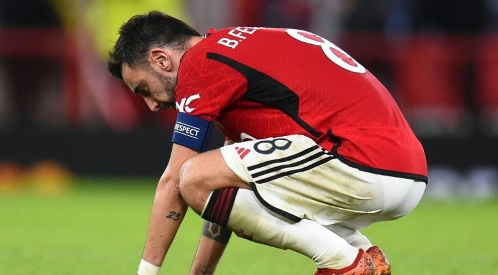 إصابة برونو فيرنانديز تهدد بغيابه عن 5 مواجهات حاسمة مع مانشستر يونايتد