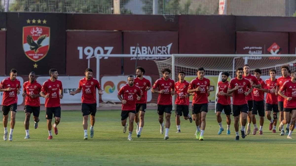الأهلي يواصل إستعداداته لـ “كأس عاصمة مصر” من مدينة نصر
