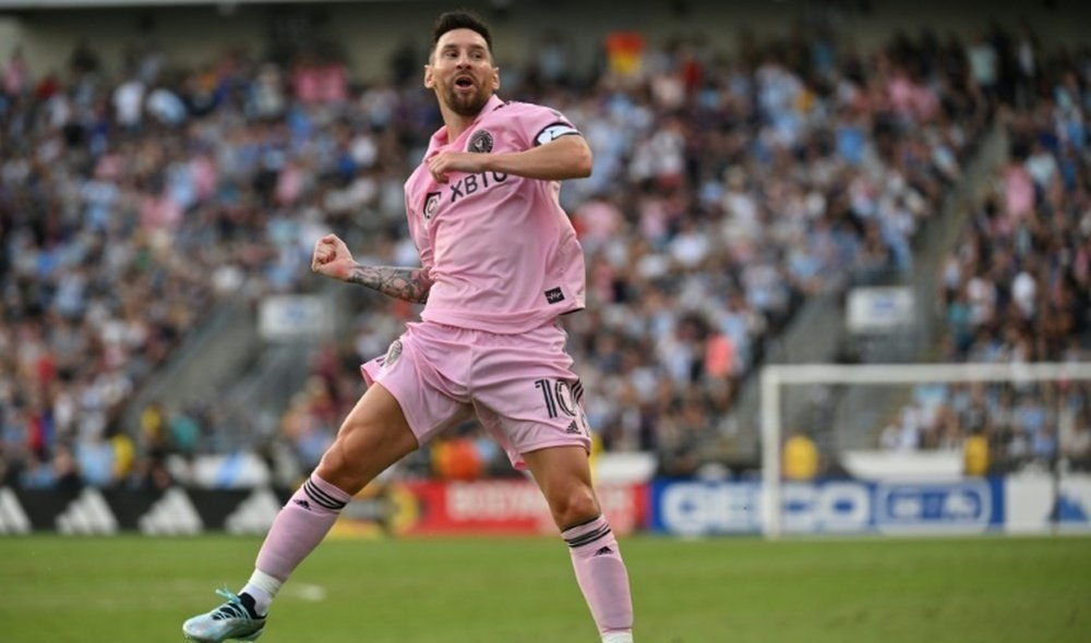 بين التاريخ والاستثمار.. “قميص الطفولة” لـ ميسي يشعل صراع المزادات العالمية