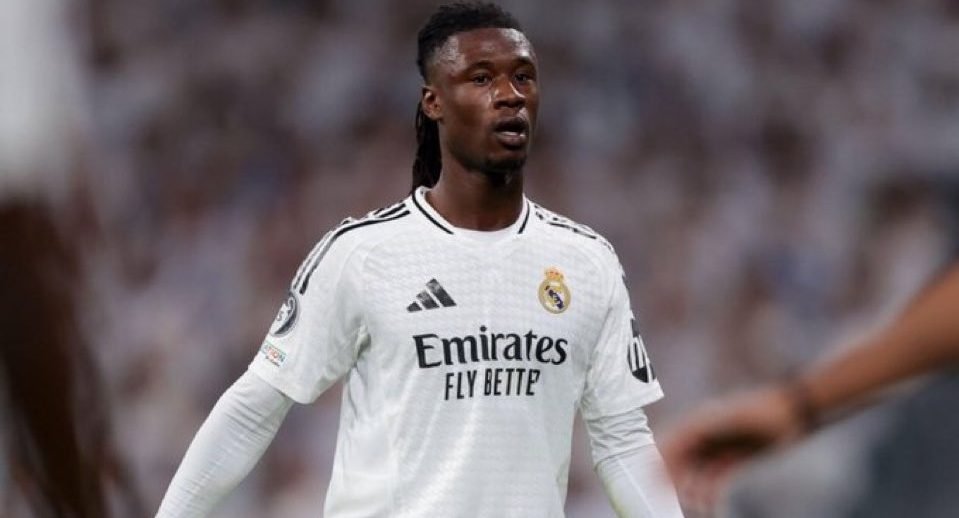 ريال مدريد يُحدد سعر بيع كامافينجا.. هل تنهي “لعنة الإصابات” رحلته في الملكي؟