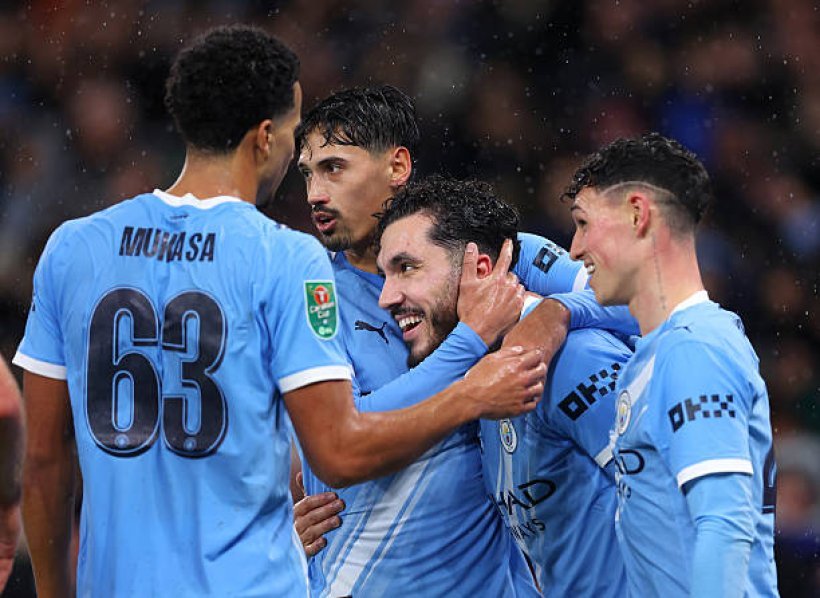 مانشستر سيتي تفوز علي برينتفورد بثنائية ويتأهل إلى نصف نهائي كأس الرابطة