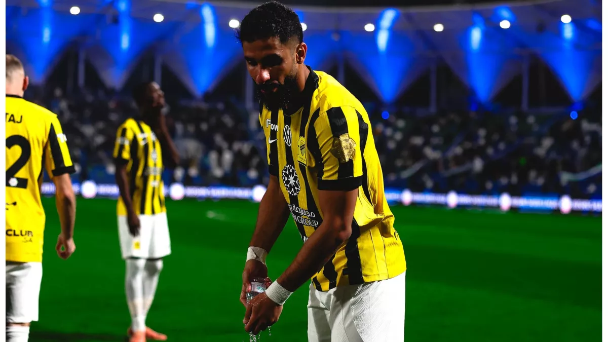 الفتح يفرض التعادل على الاتحاد في ليلة ركلات الجزاء المثيرة بالدوري السعودي