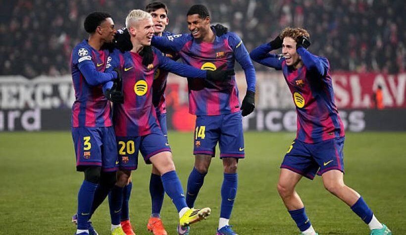 برشلونة يروض سلافيا براغ برباعية ويقترب من مراكز النخبة بدوري الأبطال