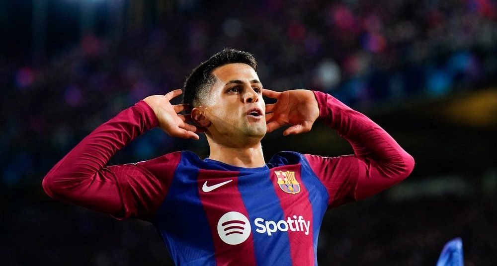 جواو كانسيلو يغادر الهلال ليعود إلى برشلونة وتفاصيل مالية مثيرة