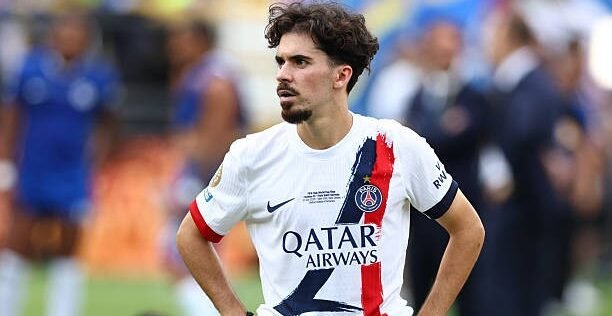 ريال مدريد يجهز 90 مليون يورو للانقضاض على “فيتينيا” معشوق بيريز