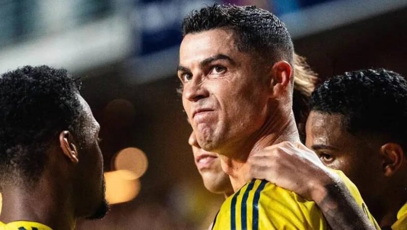 كريستيانو رونالدو يوجه ضربة موجعة للهلال ويقرب “المايسترو” من النصر