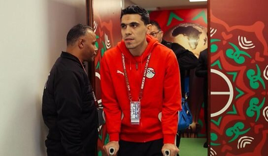 محمد حمدي يطير إلى ألمانيا لإجراء جراحة الصليبي
