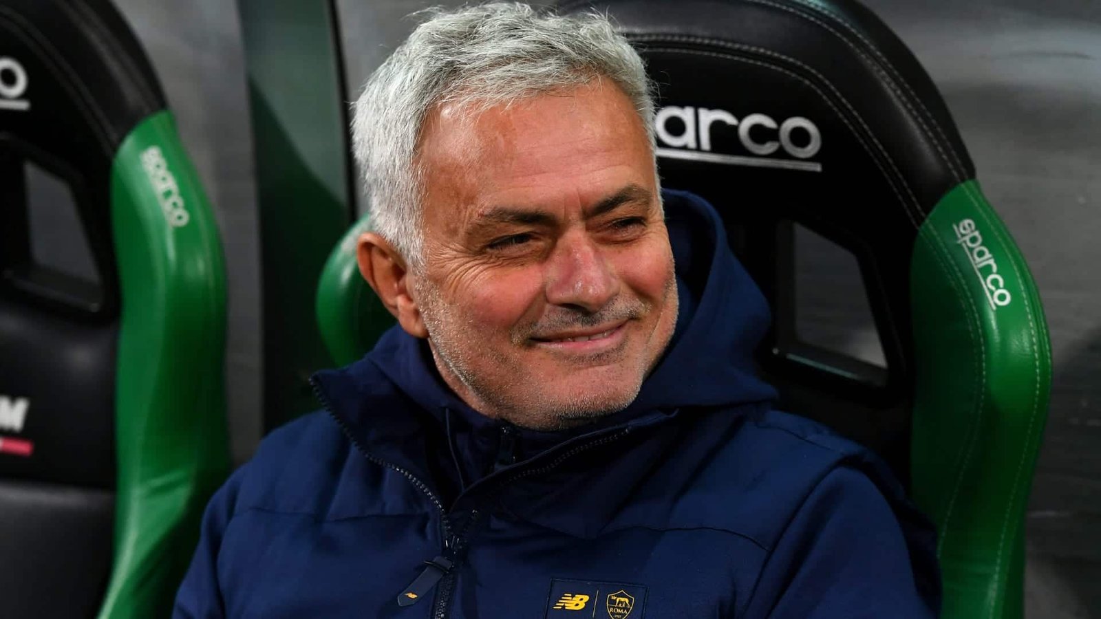 مورينيو يسخر من أنباء عودته لإنقاذ ريال مدريد ويحسم الجدل