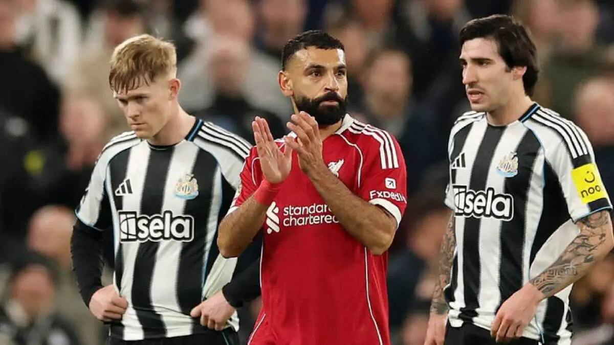 تقييم إنجليزي يكشف عقبات واجهها محمد صلاح رغم رباعية نيوكاسل