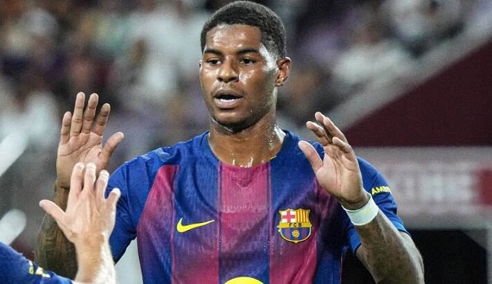 راشفورد يقترب من قيادة هجوم برشلونة أمام أتلتيكو مدريد في نصف نهائي الكأس