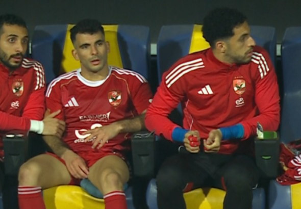 طبيب الأهلي يكشف تفاصيل إصابة “زيزو” ومدة غيابه عن الملاعب