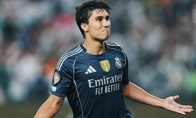 ريال مدريد يحدد سعراً ضخماً لبيع موهبته “جونزالو جارسيا”