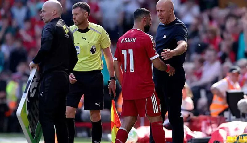 محمد صلاح يتعرض للإصابة أمام كريستال بالاس