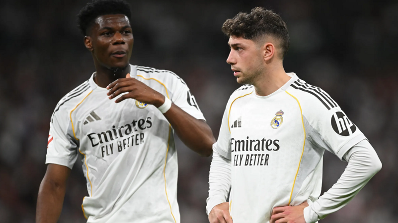 رسمياً.. ريال مدريد يفرض عقوبات مالية كبيرة على فالفيردي وتشواميني