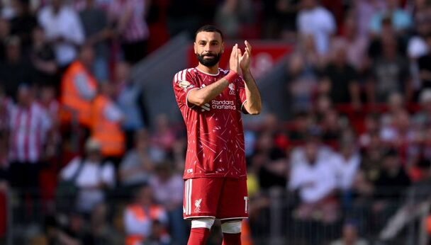 محمد صلاح يغادر ليفربول برقم قياسي جديد