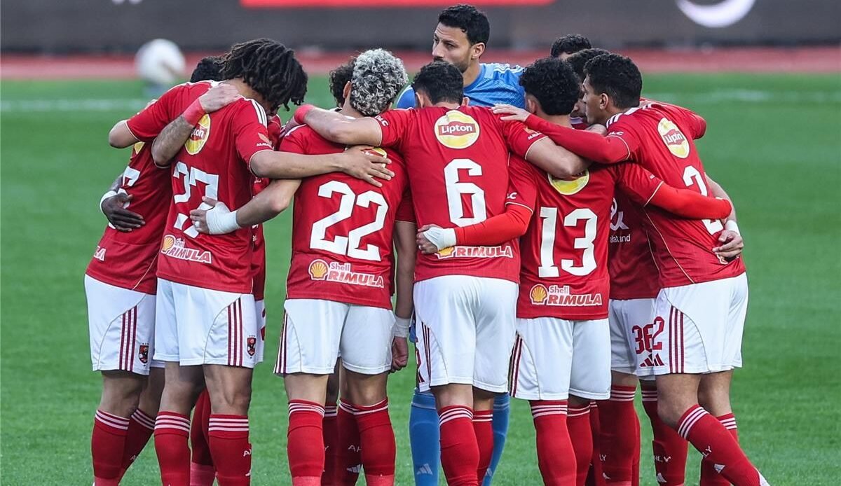 نجم تشيلسي السابق يقترب من تدريب الأهلي.. والغموض الصحي يثير القلق