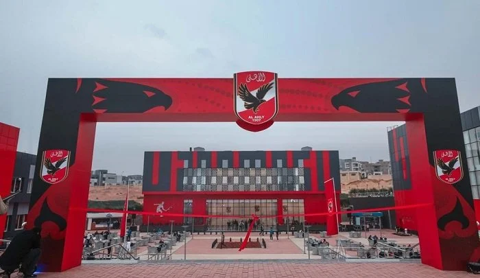 أزمة مالية جديدة تواجه الأهلي بقرار من فيفا: تفاصيل تغريم القلعة الحمراء