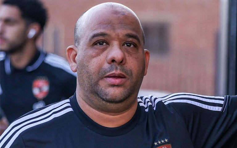 الأهلي يوجه الشكر لـ “وليد صلاح الدين” ويُنهي مسيرته كمدير للكرة