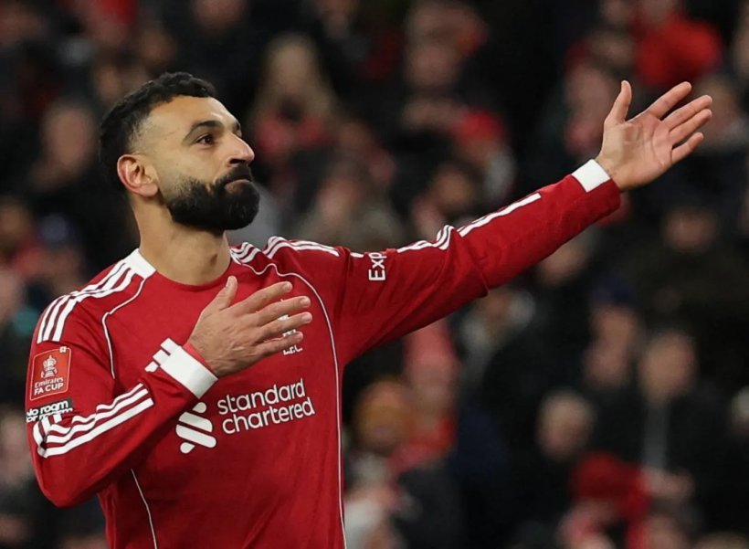 بعد تصريحات الشناوي المفاجئة.. هل يرتدي محمد صلاح قميص ليفربول مجددًا؟