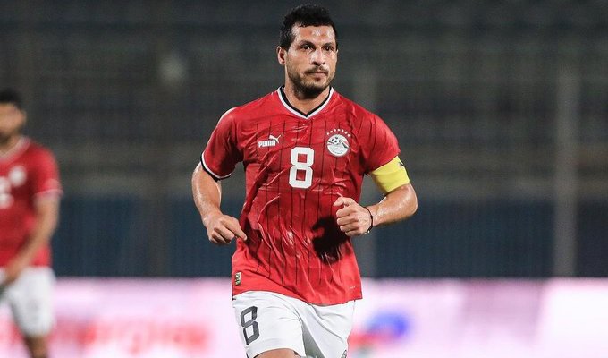 طارق حامد يبدأ مهامه الإدارية في الزمالك بإنهاء أزمة فرجاني ساسي