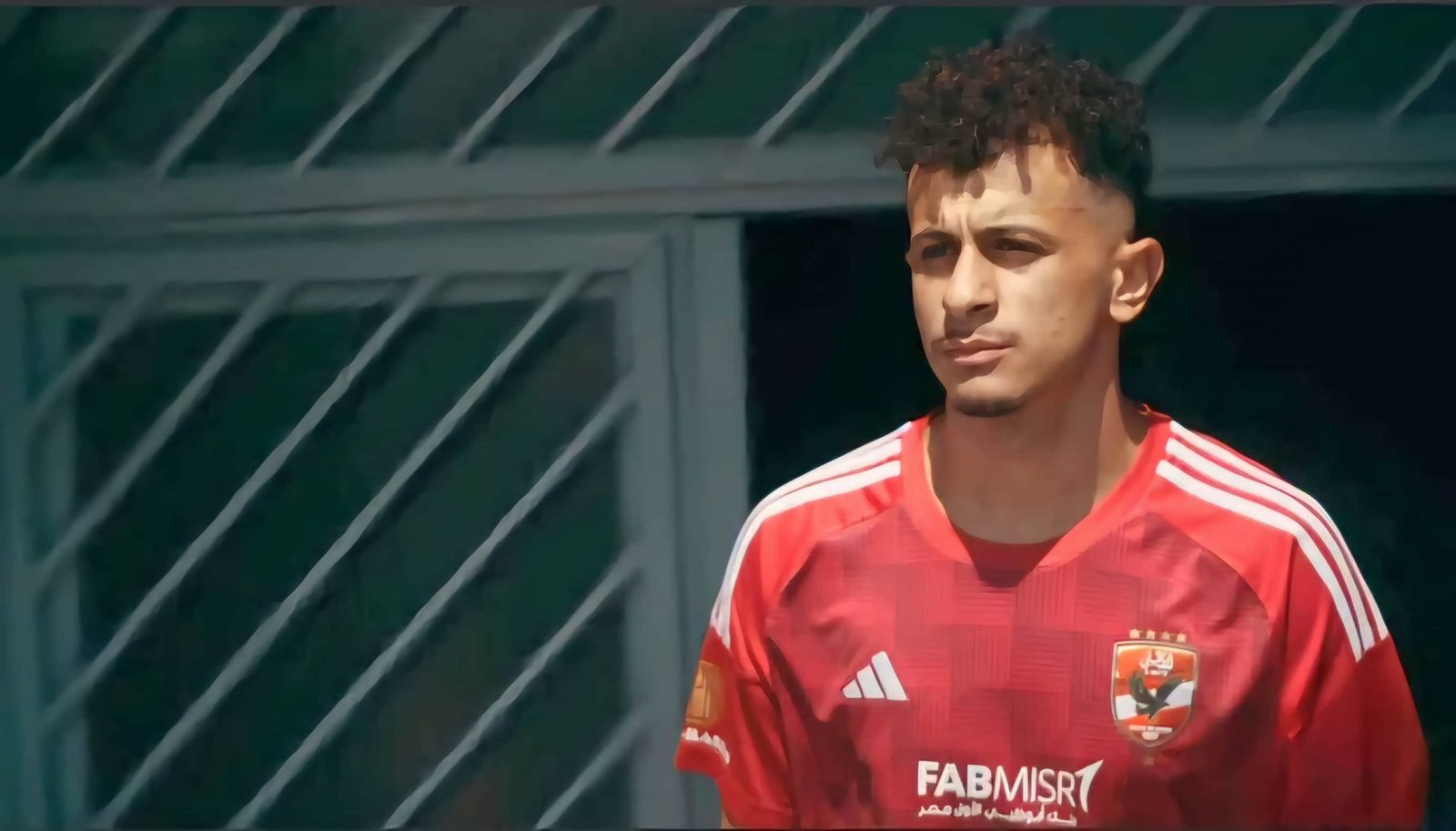 الأهلي يُحدد المهلة الأخيرة، و”عمر الساعي” يحسم وجهته القادمة