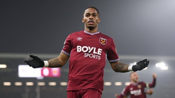 الهلال يضع الرتوش الأخيرة على صفقة وست هام بـ “80 مليون يورو”