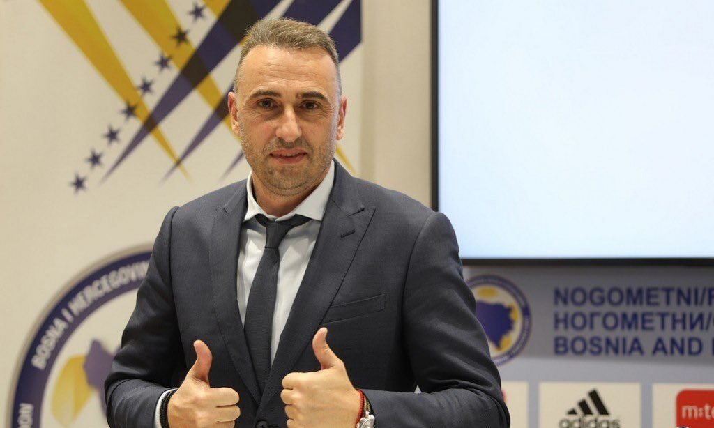 تفاصيل المدرب البلغاري المرشح للقلعة البيضاء