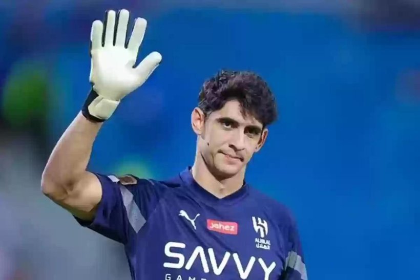 يوفنتوس يستهدف ضم المغربي “ياسين بونو” من الهلال السعودي