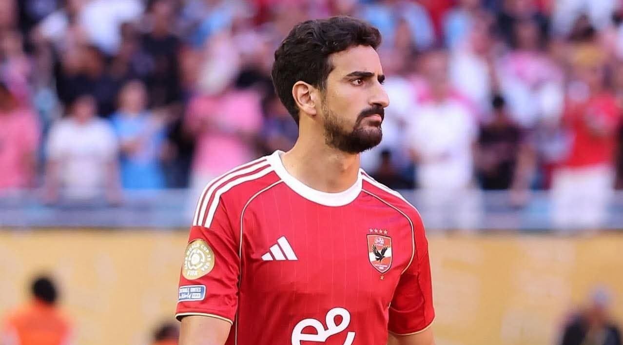 الأهلي يفاضل بين 4 خيارات لتعويض رحيل “بن رمضان”