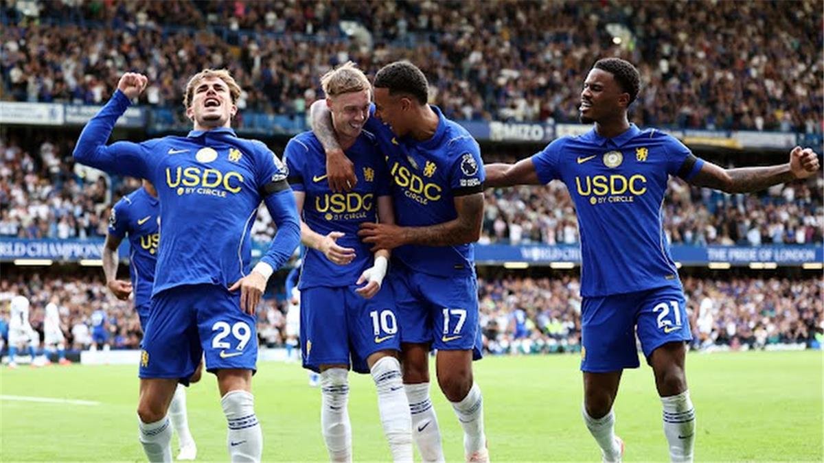 تشيلسي يحقق فوزًا مثيرًا على برايتون في الدوري الإنجليزي