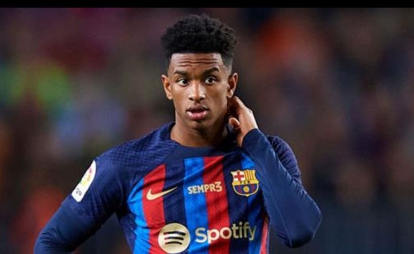 خطة برشلونة البديلة.. كيف يعوض ديكو الرحيل المحتمل لأليخاندرو بالدي؟
