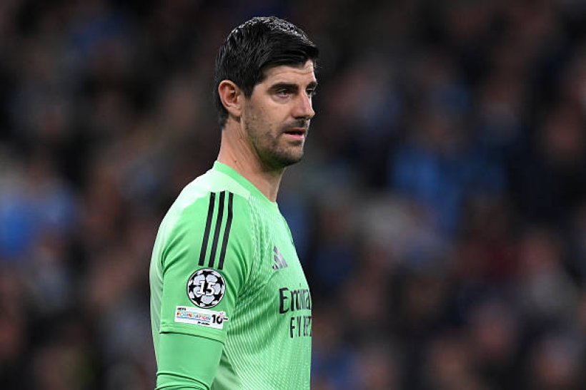 تحرك عاجل واستثنائي من ريال مدريد لتأمين بقاء كورتوا