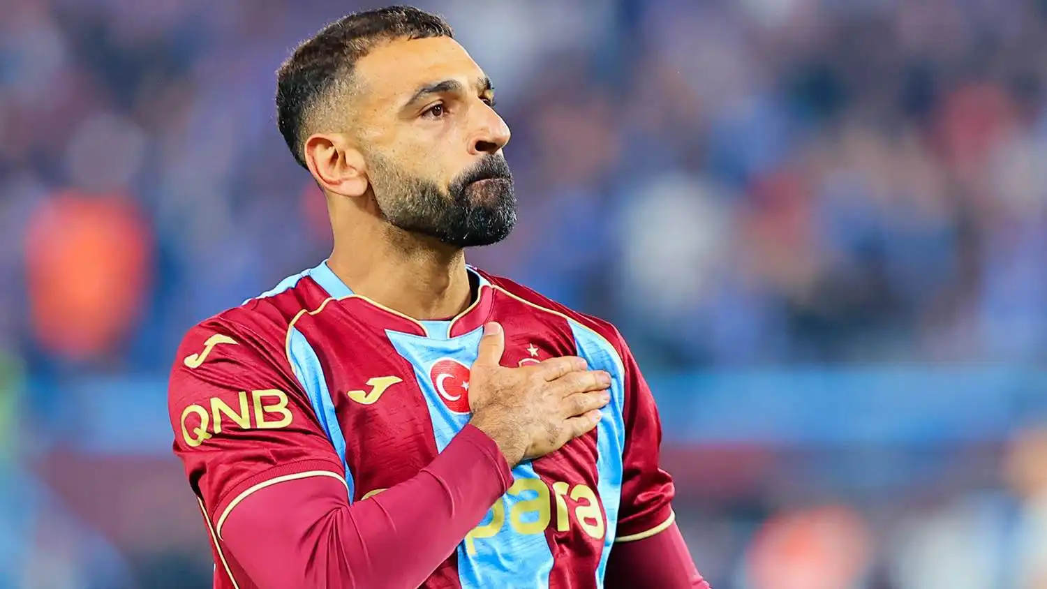 سر المشروب التركي الذي خطف الأنظار مع محمد صلاح بعد رباعية جالطة سراي