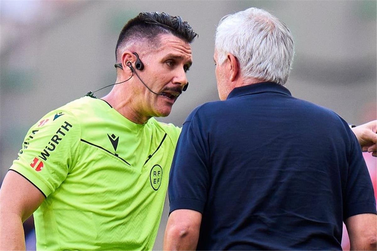 مورينيو يفتح النار على التحكيم بعد سقوط ريال مدريد أمام أتلتيكو
