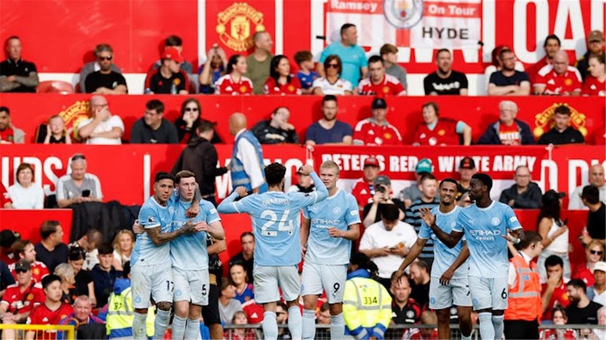 هالاند يحسم ديربي مانشستر ويقود السيتي لإسقاط اليونايتد بالدوري الإنجليزي