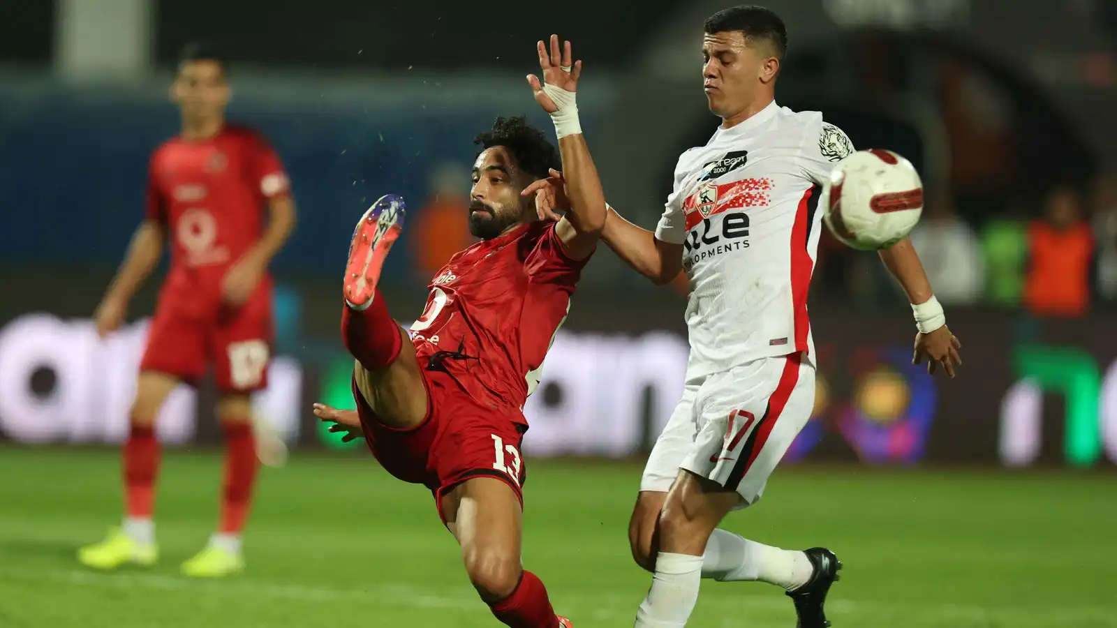 الزمالك يهدد بالتصعيد الدولي ويطالب بإعتذار رسمي بعد جدل مباراة القمة