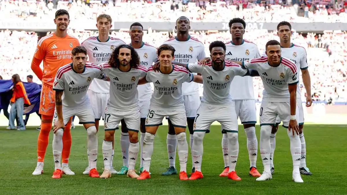 بوجود مبابي وفالفيردي.. ريال مدريد يعلن قائمته لمباراة فياريال في الدوري الإسباني