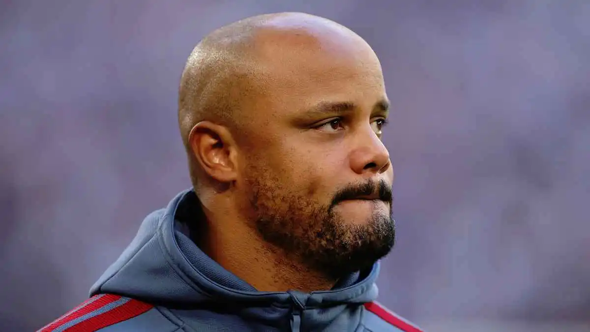 تفاصيل سقوط "كومباني" المفاجئ ومدة غيابه المتوقعة عن الملاعب